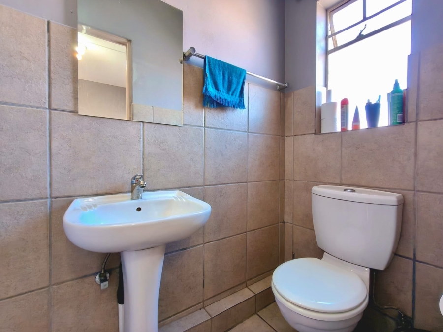 1 Bedroom Property for Sale in Die Bult North West